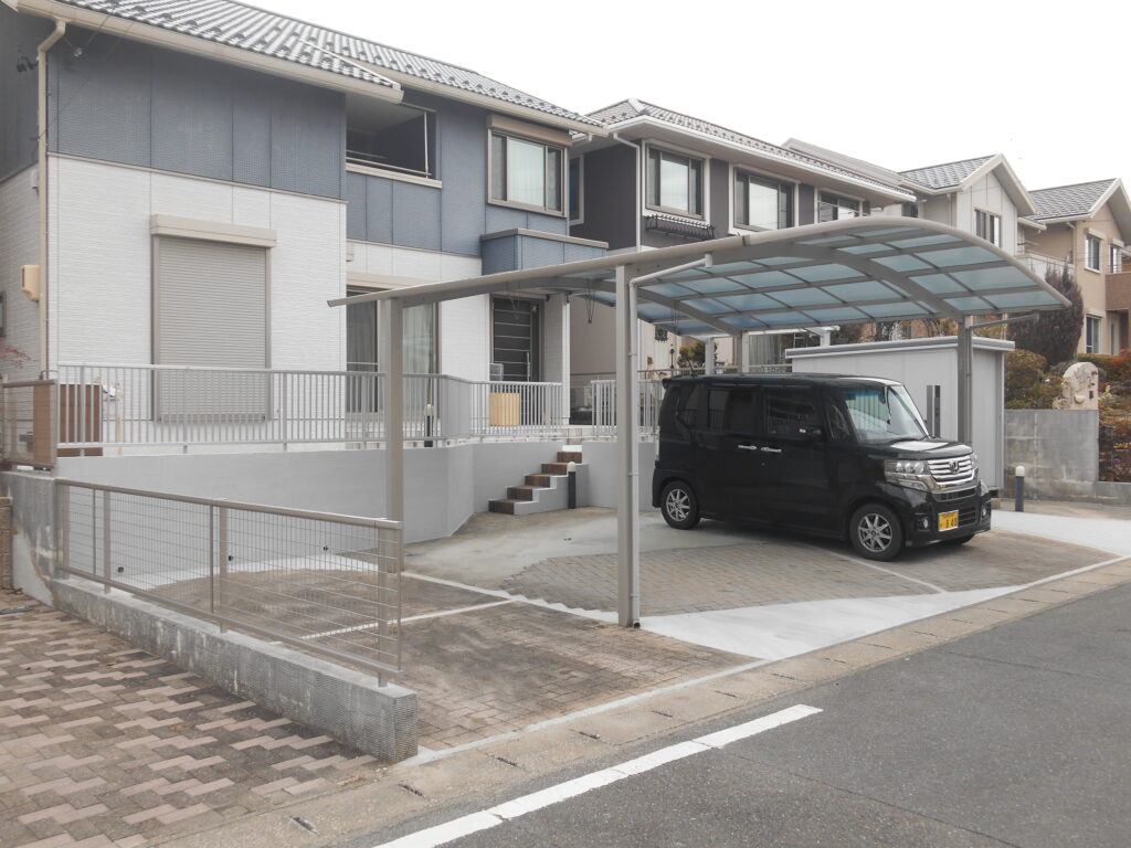 【外構・駐車場】雑草が生えない庭に変身！