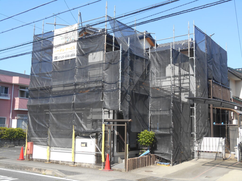 外装工事の足場架け