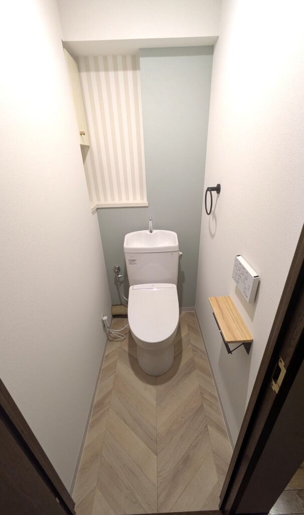 フレンチシックなトイレリフォーム